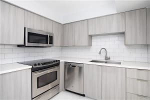 1160 N Federal Hwy APT 424, Fort Lauderdale, FL 33304, Sold 04/15/22