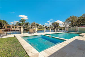 2001 NW 36th St, Oakland Park, FL 33309, Sold 04/22/22