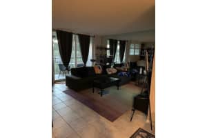 3001 W Rolling Hills Cir APT 208, Davie, FL 33328, Sold 03/28/22