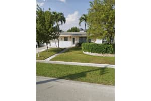 2441 NE 48th Ct, Lighthouse Point, FL 33064, Sold 04/07/22