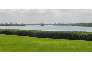3225 S Lakeview Cir #103, Fort Pierce, FL 34949, Sold 05/21/22