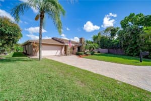 7960 NW 89th Ln, Tamarac, FL 33321, Sold 04/15/22