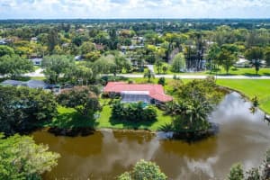 10751 SW 27th St, Davie, FL 33328, Sold 04/27/22