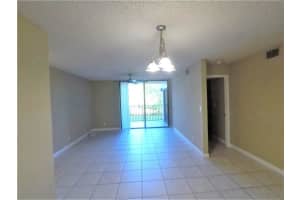 10125 W Sunrise Blvd APT 206, Plantation, FL 33322, Sold 04/07/22