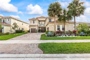9980 Edgewater Ct, Parkland, FL 33076, Sold 06/15/22