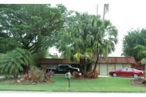 11321 N Mount Dr, Plantation, FL 33325, Sold 05/20/22