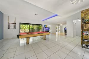 11321 N Mount Dr, Plantation, FL 33325, Sold 05/20/22