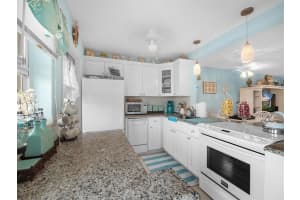 2121 NE 1st Ct APT 202, Boynton Beach, FL 33435, Sold 06/07/22