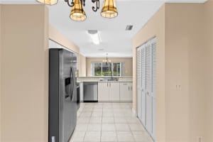 1722 SW 110th Terrace, Davie, FL 33324, Sold 04/19/22