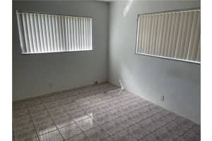 680 Fairway Dr, Plantation, FL 33317, Sold 05/19/22