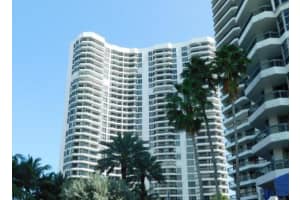 19195 Mystic Pointe Dr APT 301, Aventura, FL 33180, Sold 05/27/22
