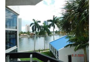 19195 Mystic Pointe Dr APT 301, Aventura, FL 33180, Sold 05/27/22