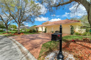 6330 NW 95th Ln, Parkland, FL 33076, Sold 04/19/22