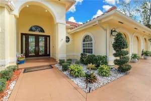 6330 NW 95th Ln, Parkland, FL 33076, Sold 04/19/22