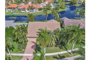 10871 NW 2nd St, Plantation, FL 33324, Sold 05/09/22