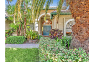 10871 NW 2nd St, Plantation, FL 33324, Sold 05/09/22
