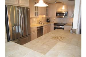 531 N Ocean Blvd APT 911, Pompano Beach, FL 33062, Sold 03/31/22