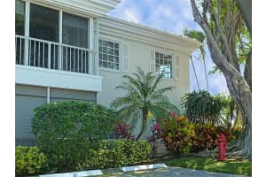 6515 Bay Club Dr APT 4, Fort Lauderdale, FL 33308, Sold 04/14/22