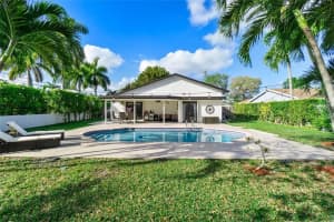 9998 NW 52nd St, Sunrise, FL 33351, Sold 04/14/22