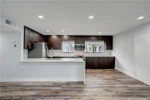 9925 NW 68th Pl APT 206, Tamarac, FL 33321, Sold 04/14/22