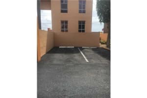 7400 W 20th Ave APT 101, Hialeah, FL 33016, Sold 12/12/22