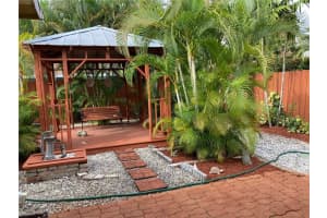 210 SW 32nd Ave, Deerfield Beach, FL 33442, Sold 05/09/22
