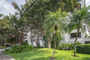 2300 NE 33rd Ave APT 406, Fort Lauderdale, FL 33305, Sold 04/20/22