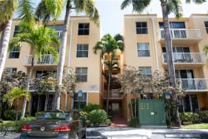 1450 SE 3rd Ave APT 303, Dania Beach, FL 33004, Sold 04/08/22