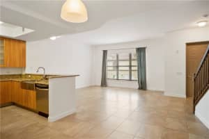 2617 NE 14th Ave APT 113, Oakland Park, FL 33334, Sold 04/11/22