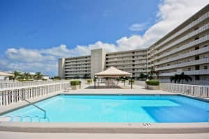 801 Lake Shore Dr APT 203, West Palm Beach, FL 33403, Sold 06/17/22