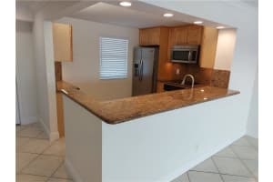 311 SE 3rd St APT 310, Dania Beach, FL 33004, Sold 04/15/22