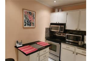 8220 SW 24th St APT 4109, North Lauderdale, FL 33068, Sold 06/10/22