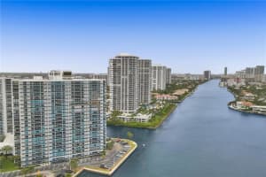 20515 E Country Club Dr APT 1143, Aventura, FL 33180, Sold 05/20/22