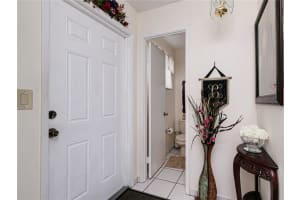 600 NE 14th Ave APT 518, Hallandale Beach, FL 33009, Sold 04/21/22