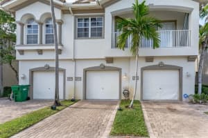 3057 Laurel Ridge Cir, Riviera Beach, FL 33404, Sold 05/02/22