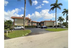 2201 SE 9th St APT 107, Pompano Beach, FL 33062, Sold 04/21/22