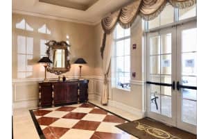 16102 Emerald Estates Dr APT 228, Weston, FL 33331, Sold 04/22/22