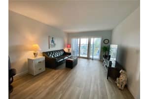 520 SE 12th St APT 403, Dania Beach, FL 33004, Sold 05/03/22