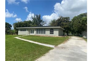 14391 SW 20th St, Davie, FL 33325, Sold 05/04/22