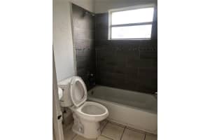 713 NW 14th Ter 2, Fort Lauderdale, FL 33311 - MLS#F10322898