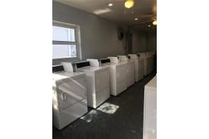 713 14th Terrace, Fort Lauderdale, FL 33311 - MLS#F10322898