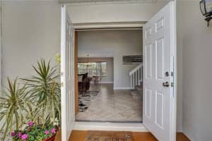 250 Somerset Way, Weston, FL 33326, Sold 05/09/22