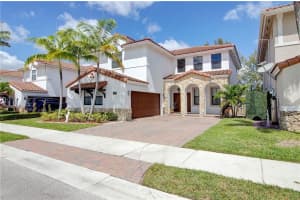 10341 NW 10th St, Miami, FL 33172, Sold 05/04/22