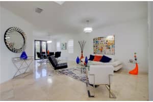 10341 NW 10th St, Miami, FL 33172, Sold 05/04/22