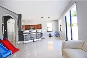 3521 W 86th Terrace, Hialeah, FL 33018, Sold 05/13/22