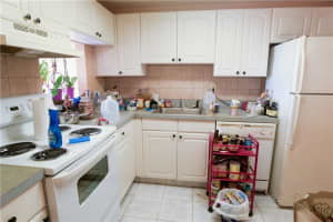 4324 NW 9th Ave 5 2f, Deerfield Beach, FL 33064, Sold 04/27/22