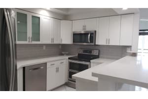 6755 W Broward Blvd APT 407, Plantation, FL 33317, Sold 04/29/22