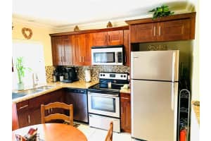 7002 NW 95th Ave, Tamarac, FL 33321, Sold 04/29/22