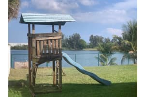 5716 S Plum Bay Pkwy, Tamarac, FL 33321, Sold 05/12/22