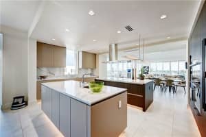 353 Sunset Dr, Fort Lauderdale, FL 33301, Sold 05/09/22